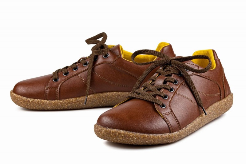 Brown Ahinsa Pura Barefoot Men's Sneakers | UNF4627GW